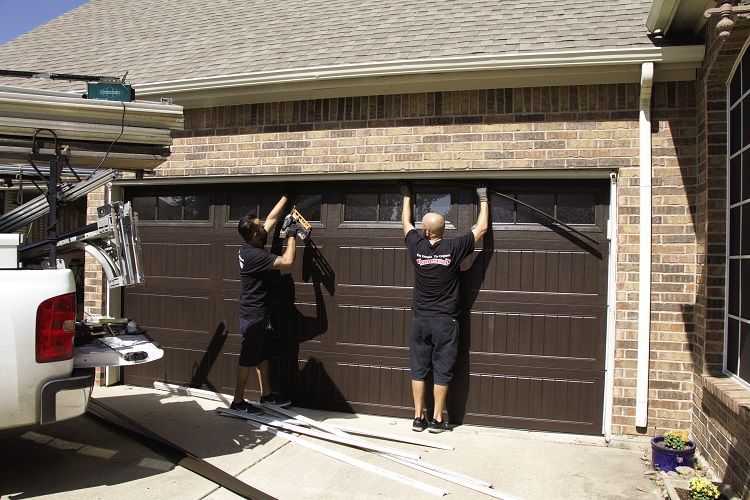Garage / Doors